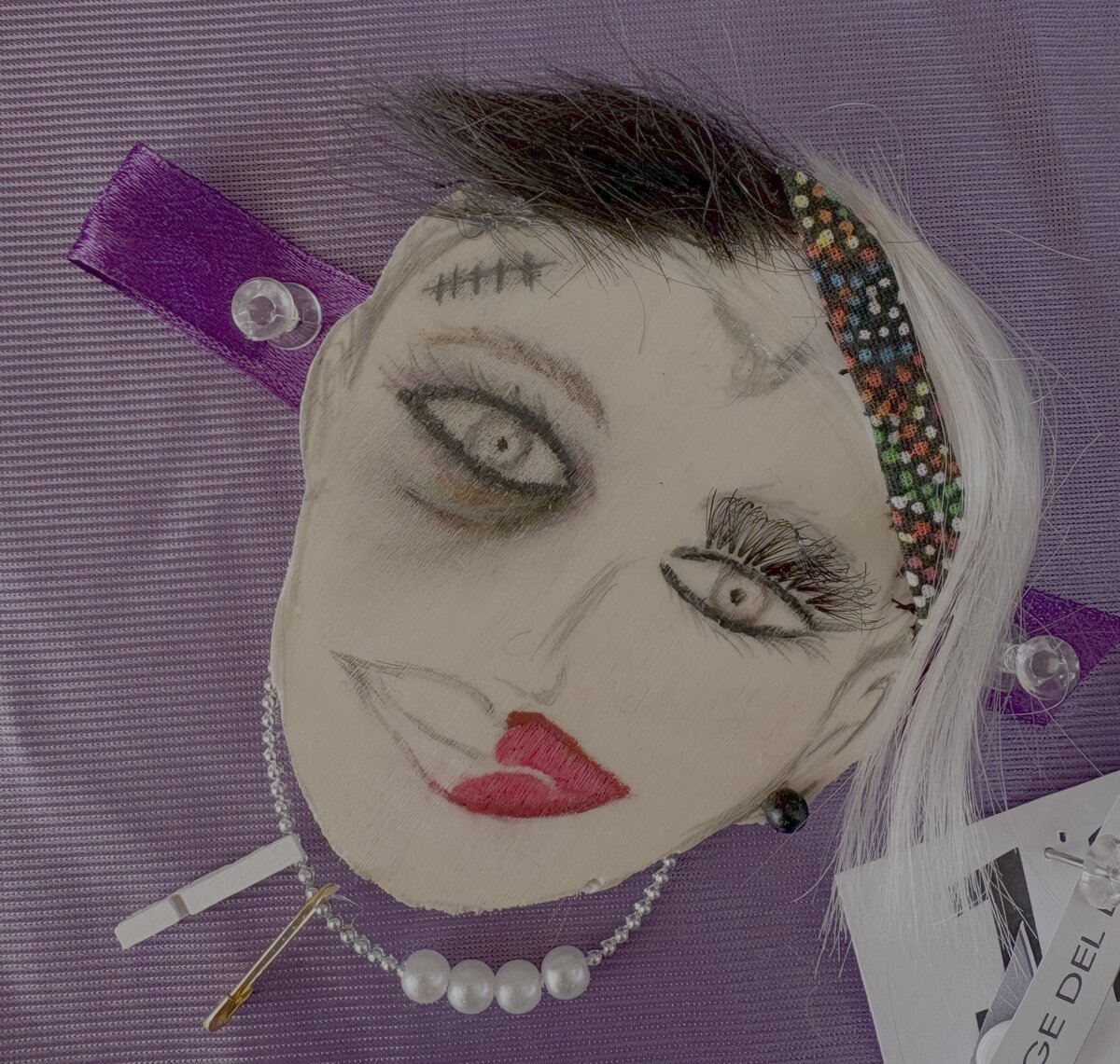 Broche 12 - Dos Rostros